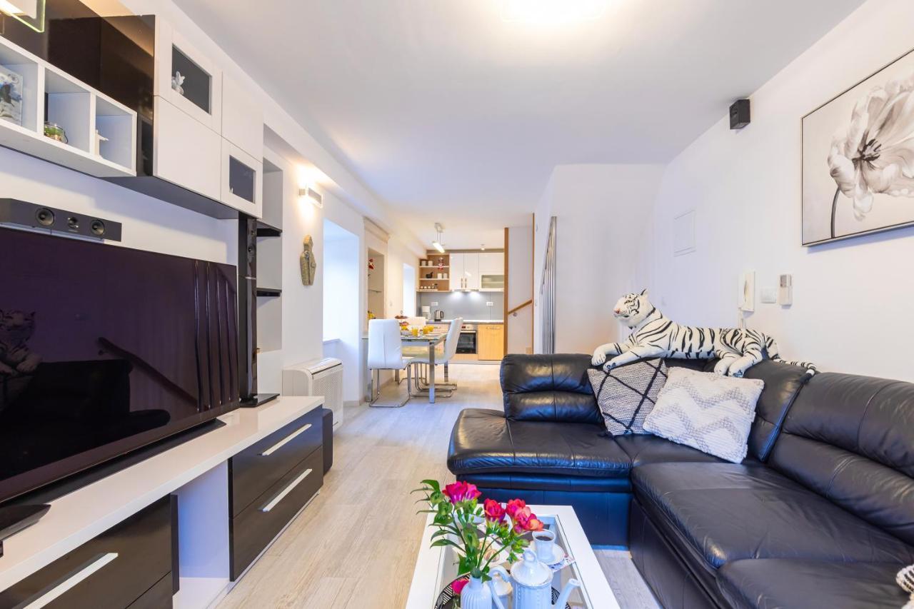 Domino Holiday Home Дубровник Екстериор снимка