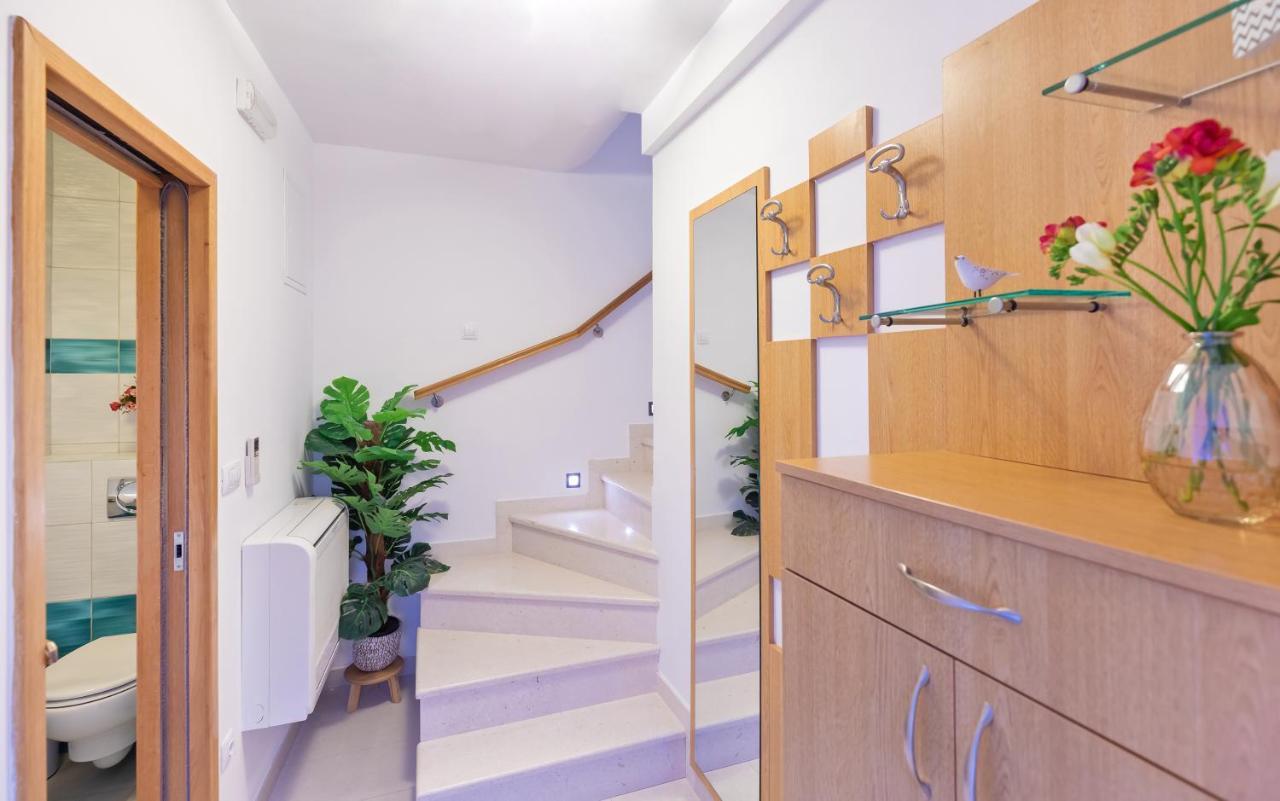 Domino Holiday Home Дубровник Екстериор снимка